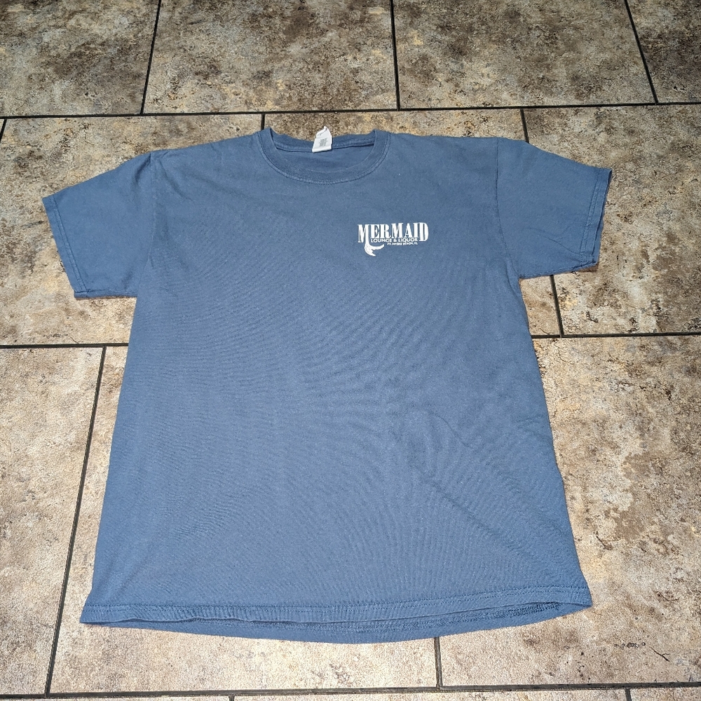 Mermaid Lounge Men's Large Tee Ft Myers Beach Rare Tee - Picture 2 of 7